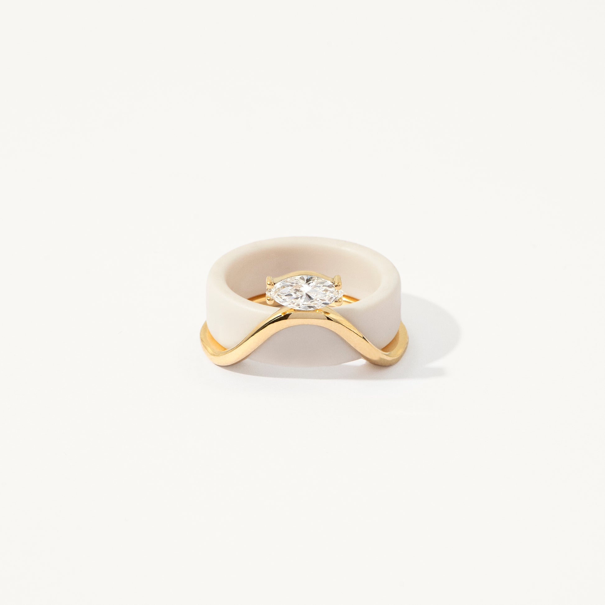 Oura Ring Jacket Wave Solitário Ouro Amarelo