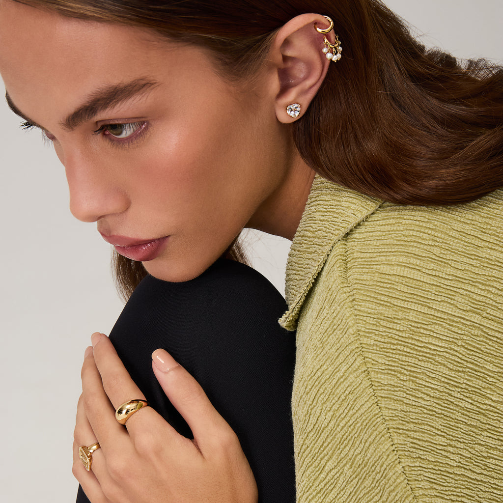 Brinco Solitário Coração Topázio Branco