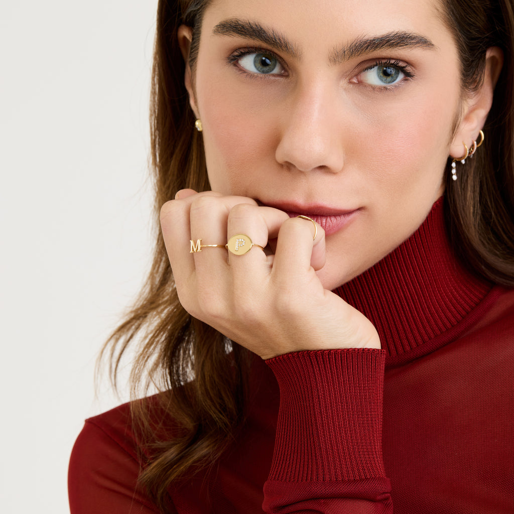 Anel Oval Inicial Ouro Amarelo